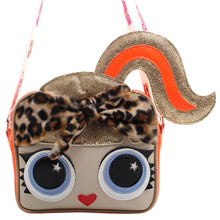 Carregar imagem no visualizador da galeria, Bolsa Boneca Lenço Oncinha by Lorena Queiroz