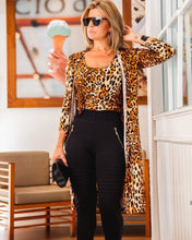 Carregar imagem no visualizador da galeria, Conjunto Cardigã Animal Print