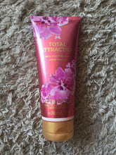 Carregar imagem no visualizador da galeria, Victoria's Secret Body Cream Total Attraction 200 ml