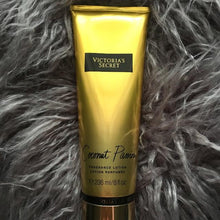 Carregar imagem no visualizador da galeria, Victoria's Secret Loção Hidratante Coconut Passion 236 ml