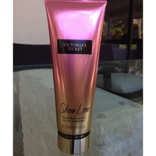 Carregar imagem no visualizador da galeria, Victoria's Secret Loção Hidratante Sheer Love 236 ml