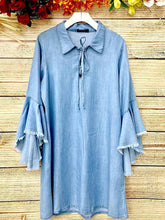 Carregar imagem no visualizador da galeria, Vestido Jeans Manga Flare