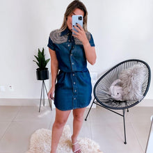 Carregar imagem no visualizador da galeria, Chemise Jeans Bordada