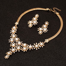 Carregar imagem no visualizador da galeria, Colar e Brincos Bridge Crystal Gold  Silver # IO21.8090