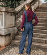 Carregar imagem no visualizador da galeria, Salopete Jeans em Calça