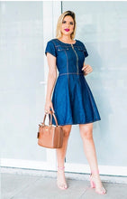 Carregar imagem no visualizador da galeria, Vestido Jeans Luíza