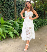 Carregar imagem no visualizador da galeria, Vestido em Renda Glamour