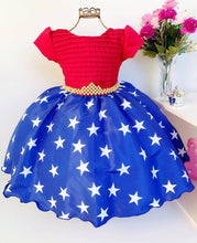 Carregar imagem no visualizador da galeria, Vestido temático infantil mulher maravilha