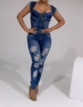 Carregar imagem no visualizador da galeria, Macacão Jeans Isabela