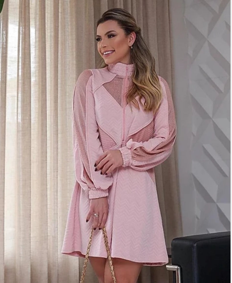 Vestido rosa de Saron