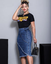 Carregar imagem no visualizador da galeria, Conjunto Saia &amp; Blusa Super Mulher