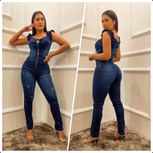 Carregar imagem no visualizador da galeria, Macacão Jeans Maira