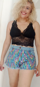 Shorts Jeans Paetê Deolane