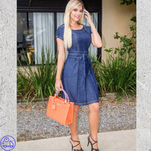Carregar imagem no visualizador da galeria, Vestido Jeans Sophia