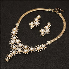 Carregar imagem no visualizador da galeria, Colar e Brincos Bridge Crystal Gold  Silver # IO21.8090